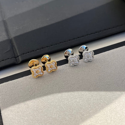 [Renovia Jewelry]CLOVER MINI DIAMOND STUD EARRINGS