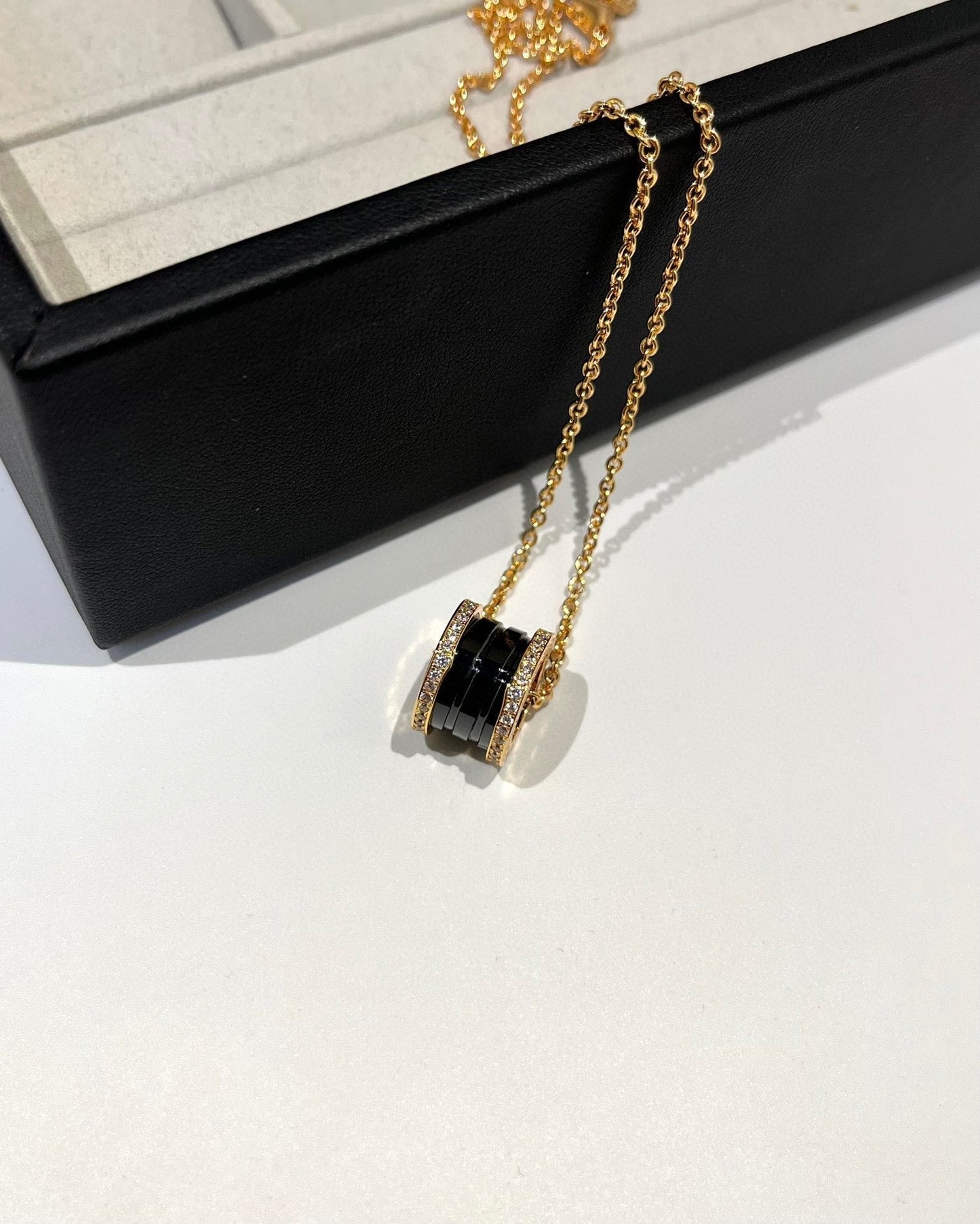 [Renovia Jewelry]ZERO 1 BLACK CERAMIC DIAMOND PINK GOLD NECKLACE